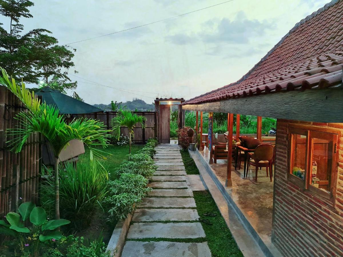 Villa Kayu Yogyakarta Eksteriør bilde