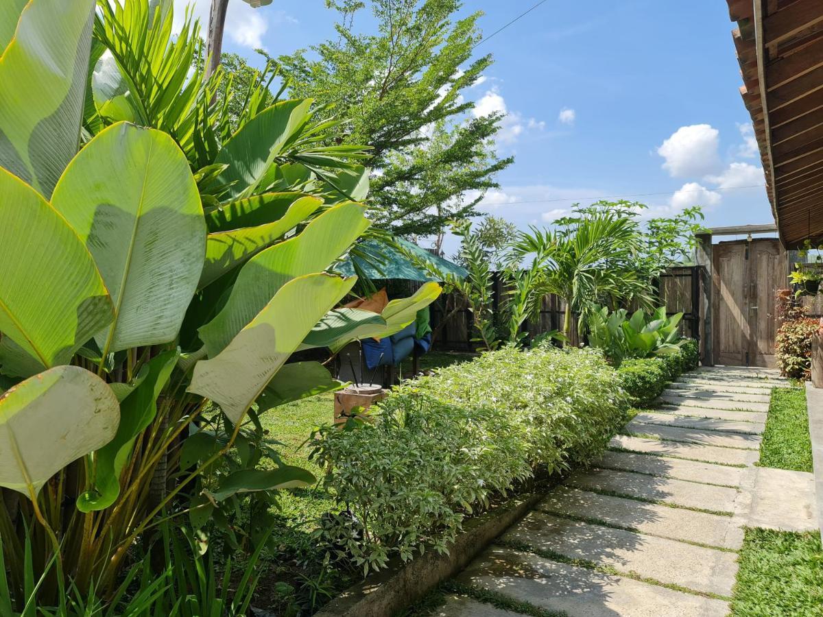 Villa Kayu Yogyakarta Eksteriør bilde
